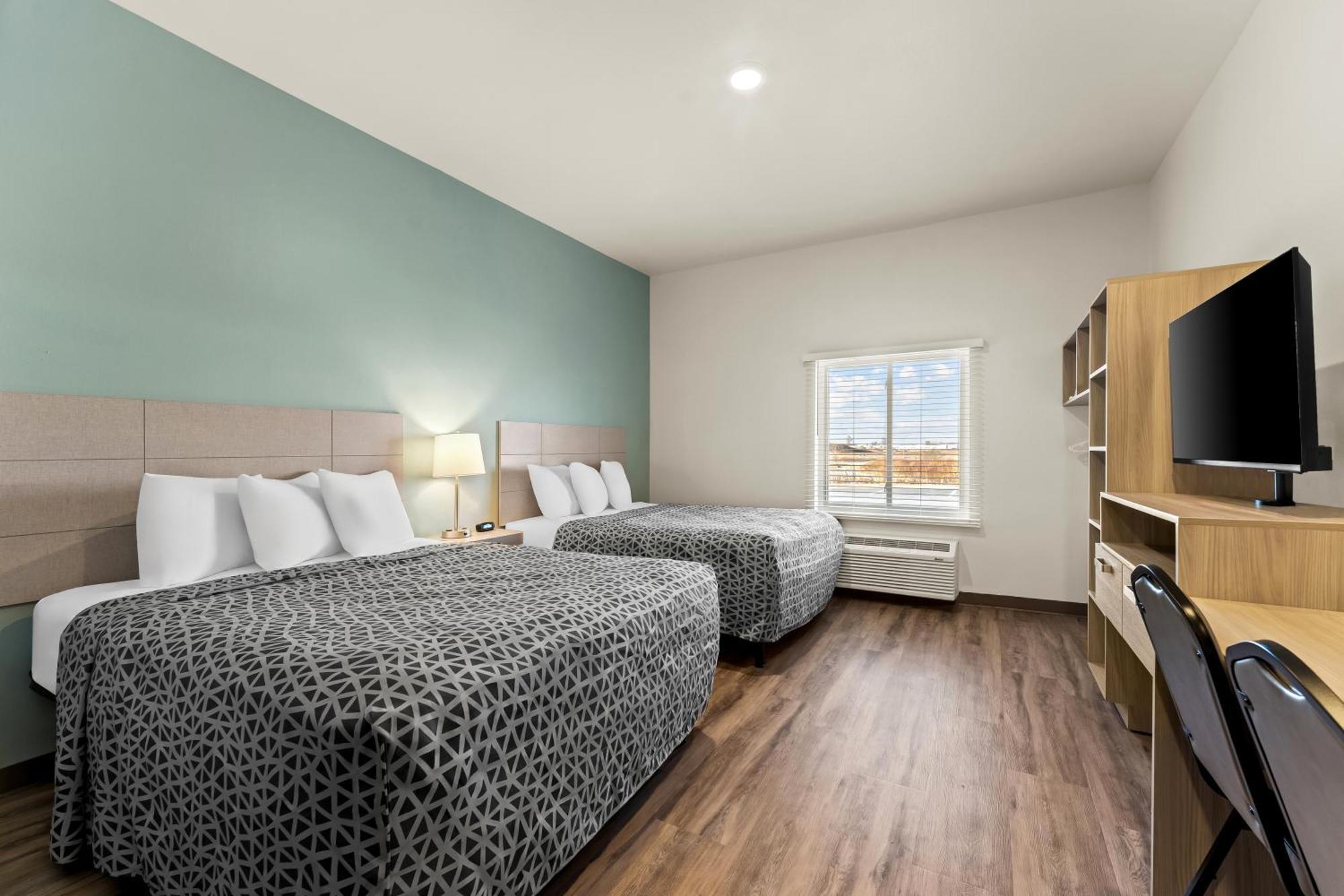 Woodspring Suites Easton Nazareth Екстериор снимка