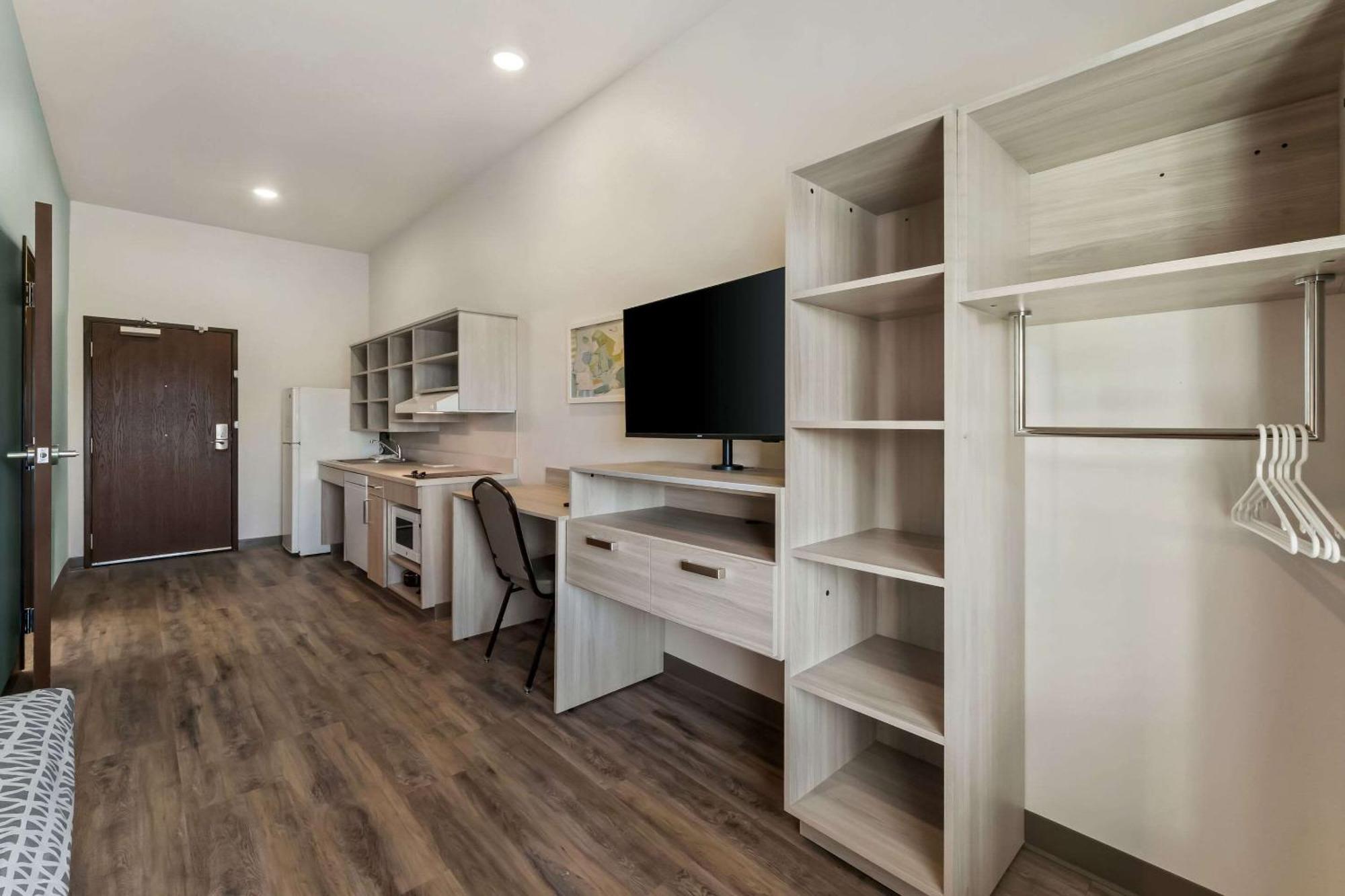 Woodspring Suites Easton Nazareth Екстериор снимка