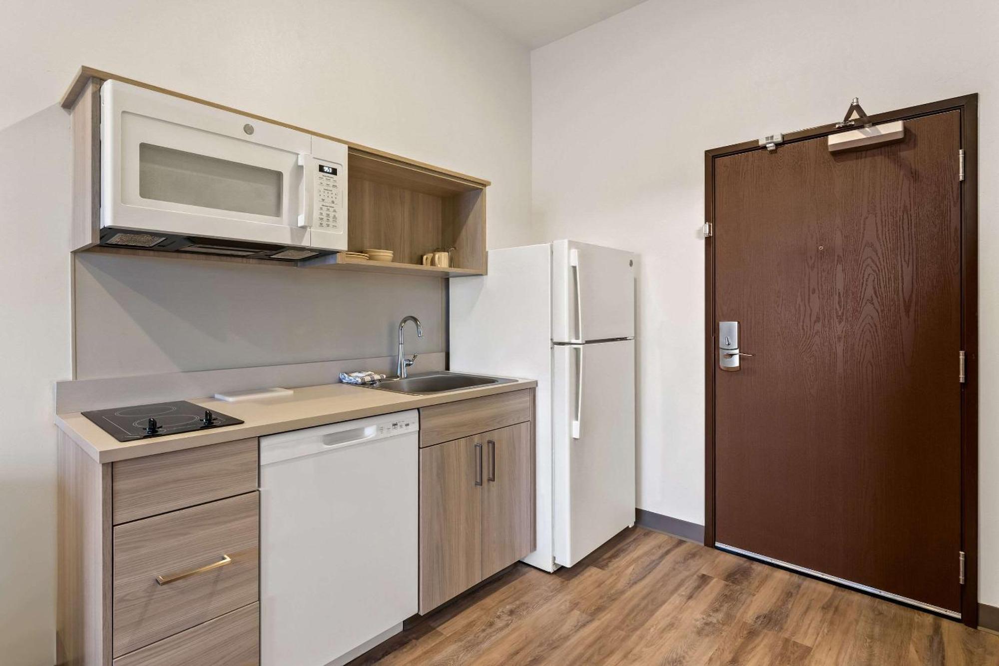 Woodspring Suites Easton Nazareth Екстериор снимка